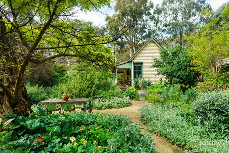 Property photo of 2 Cornish Lane Vaughan VIC 3451