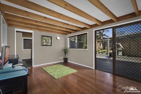 Property photo of 18 Peach Avenue Tumbi Umbi NSW 2261