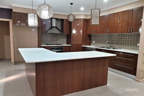 Property photo of 34 Somersby Road Craigieburn VIC 3064