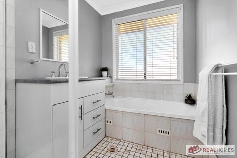 Property photo of 8 Matheson Grove Hassall Grove NSW 2761