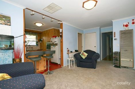 Property photo of 2 Gray Street Cranbourne North VIC 3977