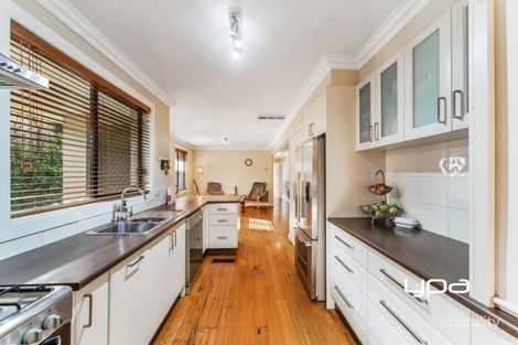 Property photo of 14 Blyton Crescent Sunbury VIC 3429
