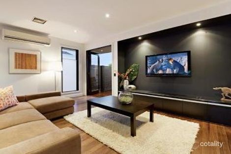 Property photo of 1/43 Lahona Avenue Bentleigh East VIC 3165