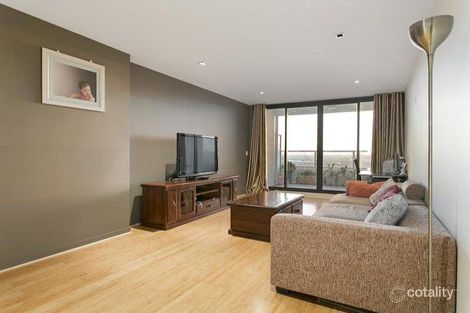 Property photo of 1705/100 Harbour Esplanade Docklands VIC 3008