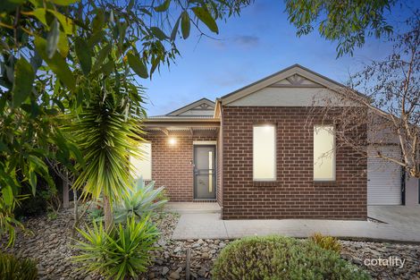 Property photo of 52 Northumberland Circuit Craigieburn VIC 3064