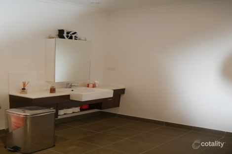 Property photo of 7 Salamander Terrace Shepparton VIC 3630