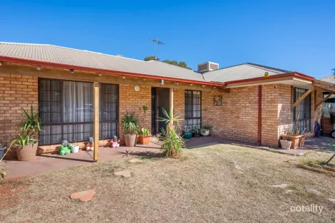 2 Hicks Rd, Hannans, WA 6430