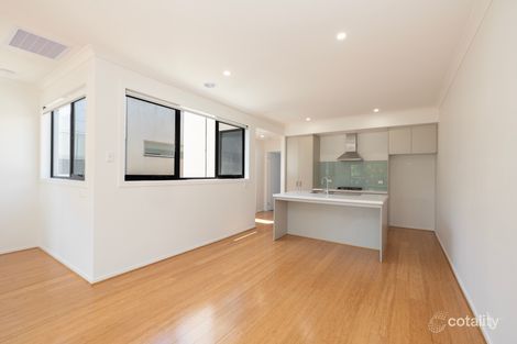 Property photo of 28 Middleton Drive Point Cook VIC 3030
