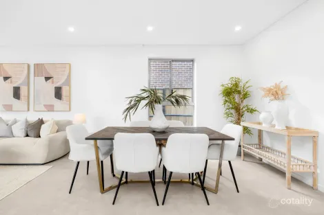 Property photo of 10 Oasis Way Box Hill NSW 2765