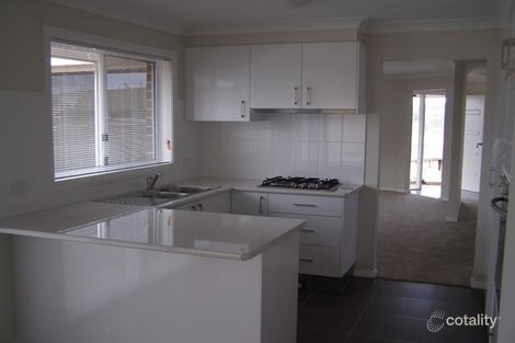 Property photo of 16 Quinlan Run Orange NSW 2800