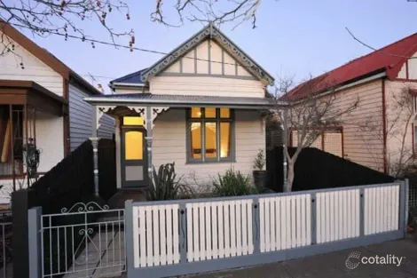27 Hamilton St, Seddon, VIC 3011