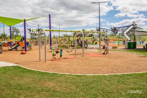 Property photo of 3 Matilda Place Hillvue NSW 2340