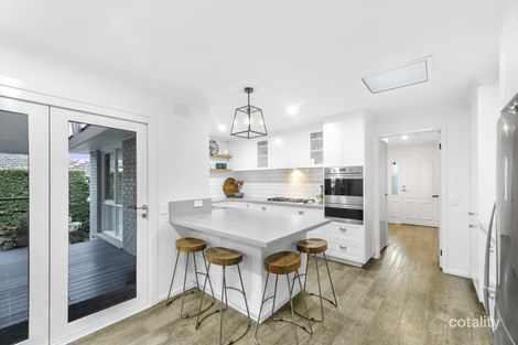 Property photo of 31 Lester Avenue Ringwood East VIC 3135