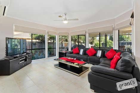 Property photo of 17 Dunmera Crescent Narre Warren South VIC 3805