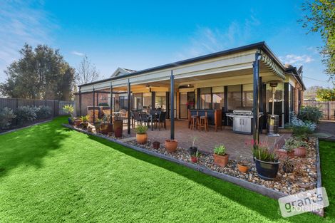 Property photo of 17 Dunmera Crescent Narre Warren South VIC 3805