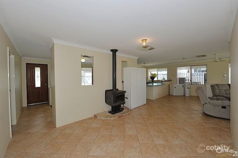 Property photo of 5 Buchanan Elbow Greenfields WA 6210