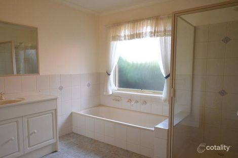 83 Ocean St, Rosebud, VIC 3939