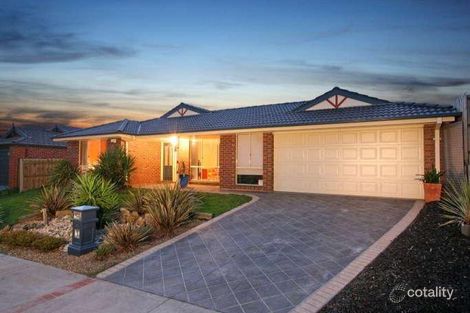 Property photo of 5 Dickson Mews Berwick VIC 3806