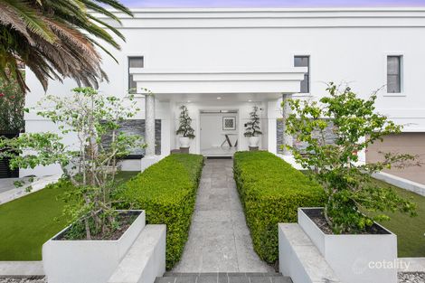 Property photo of 24 Woolner Place Mount Ommaney QLD 4074