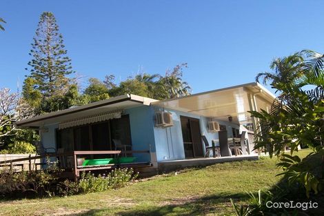 Property photo of 17 Coral Drive Blacks Beach QLD 4740