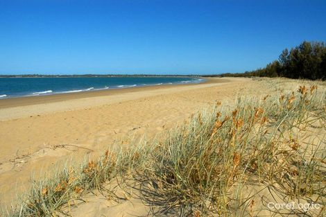 Property photo of 17 Coral Drive Blacks Beach QLD 4740