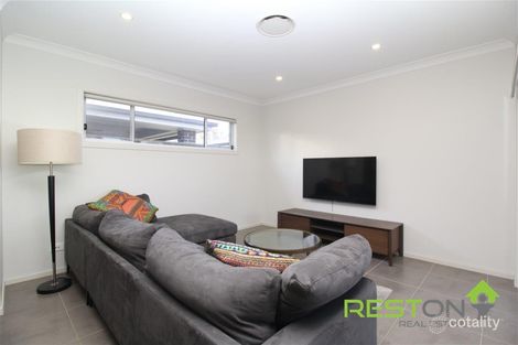 Property photo of 12 Tedbury Road Jordan Springs NSW 2747