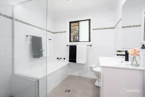 Property photo of 2/1-3 Bataan Close Illawong NSW 2234