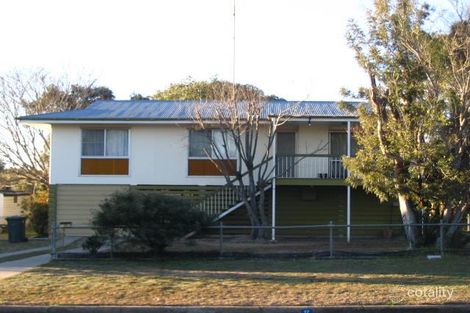 17 Constance St, Miles, QLD 4415