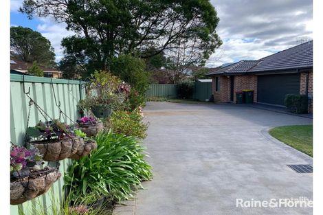 4/6 Waroo Pl, Bomaderry, NSW 2541