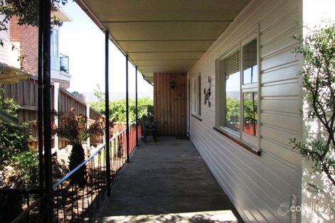 21 Karoola Rd, Lindisfarne, TAS 7015