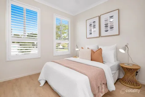 Property photo of 8 Heath Street Forest Lake QLD 4078