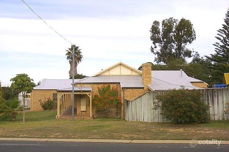 Property photo of 35 Warwick Road Sorrento WA 6020