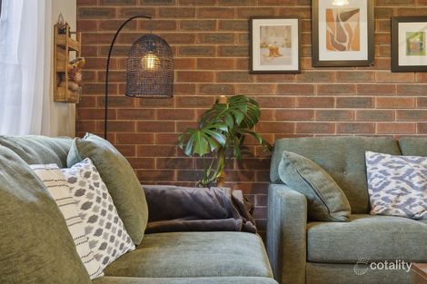 Property photo of 2/4 Mowbray Court Lenah Valley TAS 7008
