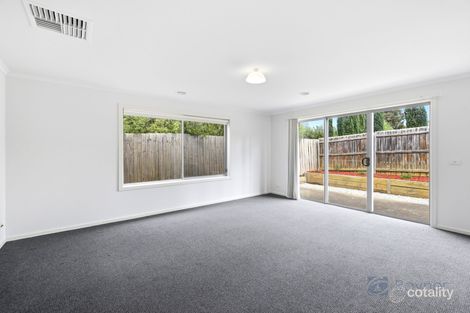 Property photo of 10 Silverdale Drive Darley VIC 3340