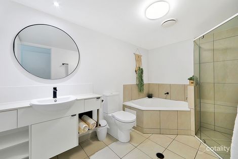 Property photo of 4/107-111 Esplanade Bargara QLD 4670