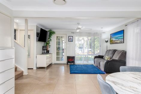 5/14 Liam Ct, Labrador, QLD 4215