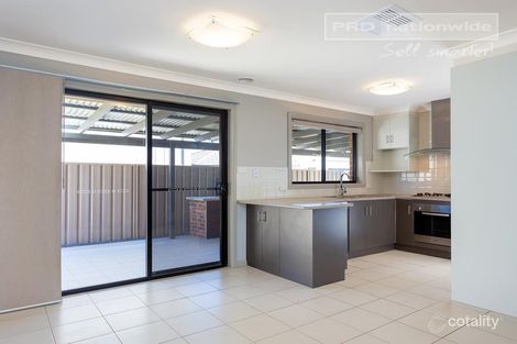 Property photo of 1/31 Warambee Street Glenfield Park NSW 2650