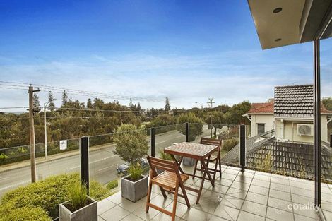 Property photo of 2/81 Ormond Esplanade Elwood VIC 3184