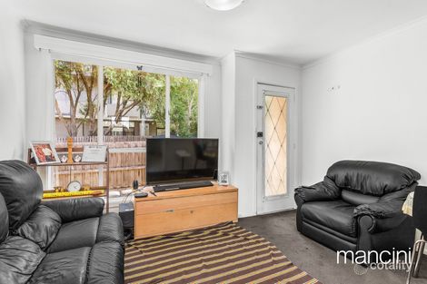 Property photo of 2/414 Blackshaws Road Altona North VIC 3025