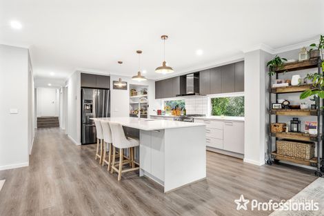 Property photo of 8 Dixon Place Lilydale VIC 3140