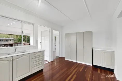 Property photo of 41 Videroni Street Bundamba QLD 4304