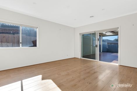 Property photo of 71 Exploration Avenue Werribee VIC 3030