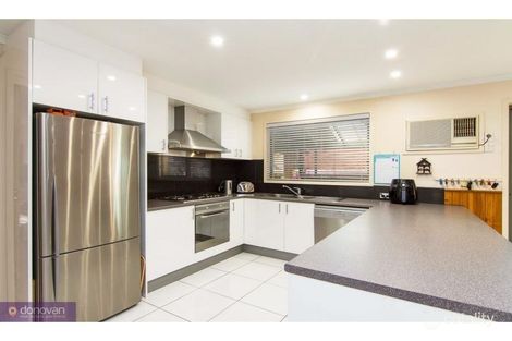 Property photo of 4 Captain Cook Close Skye VIC 3977