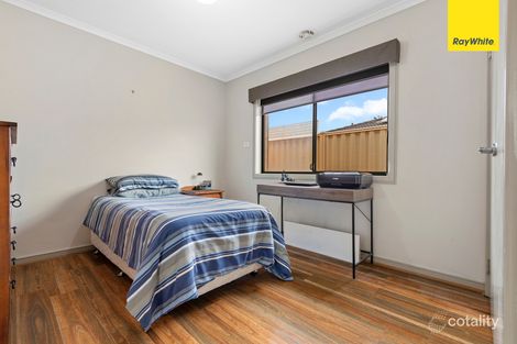 1/8 Ridgeway, Melton West, VIC 3337