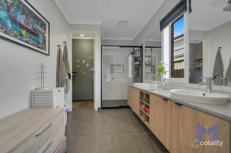 Property photo of 56 Realm Vista Mickleham VIC 3064