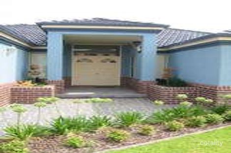 Property photo of 98 The Grange Hillvue NSW 2340