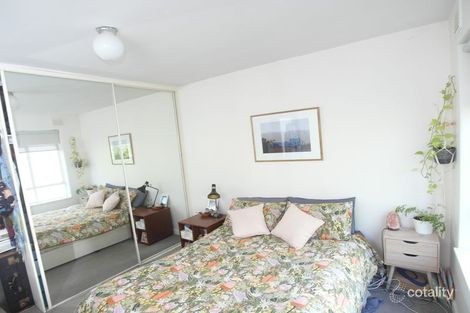 Property photo of 9B/200-202 Lower Heidelberg Road Ivanhoe East VIC 3079