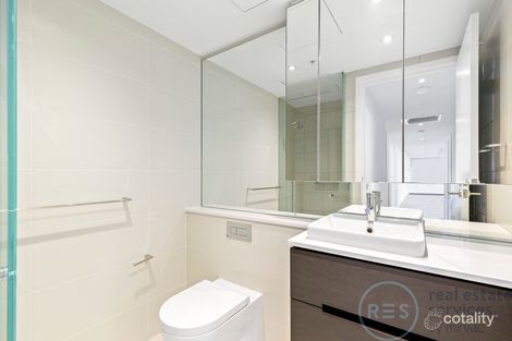 Property photo of 906/100 Lorimer Street Docklands VIC 3008