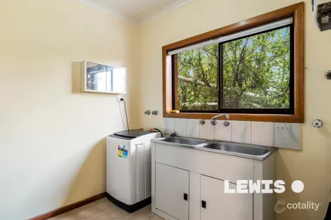 Property photo of 32 Pleasant Road Thomastown VIC 3074