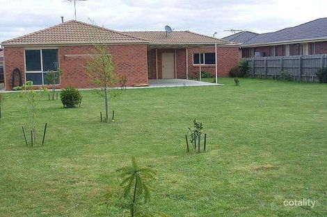 Property photo of 31 Sunny Park Close Gisborne VIC 3437